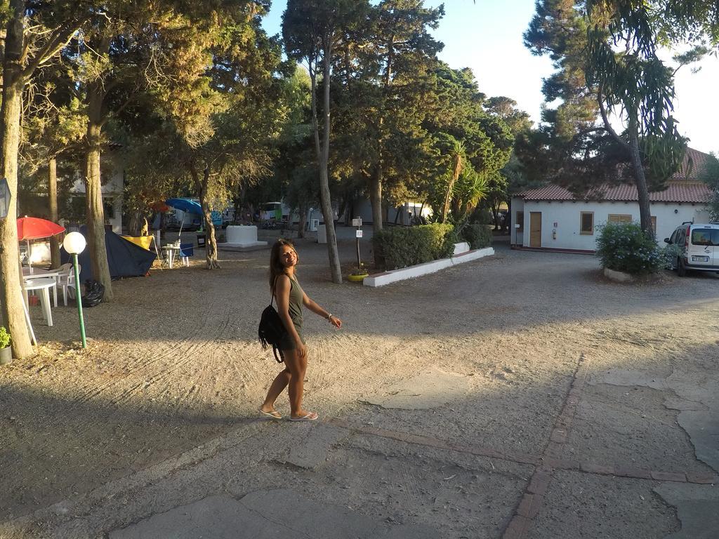 Camping B&B Gioiosa Gioiosa Marea Ngoại thất bức ảnh