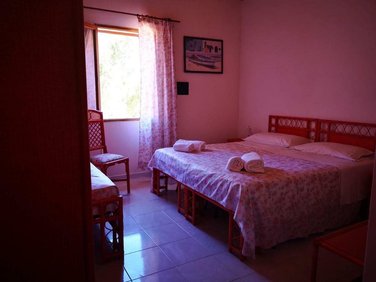 Camping B&B Gioiosa Gioiosa Marea Ngoại thất bức ảnh