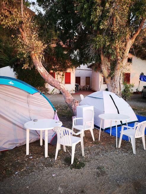 Camping B&B Gioiosa Gioiosa Marea Ngoại thất bức ảnh