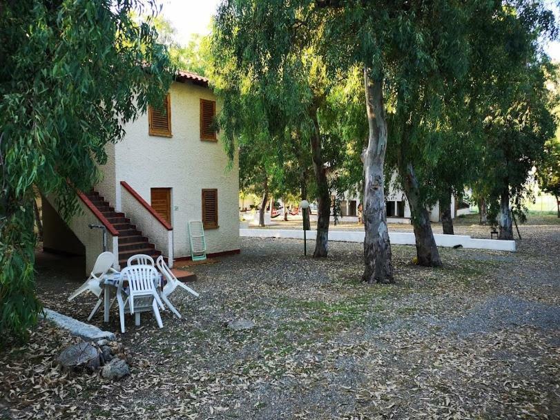 Camping B&B Gioiosa Gioiosa Marea Ngoại thất bức ảnh