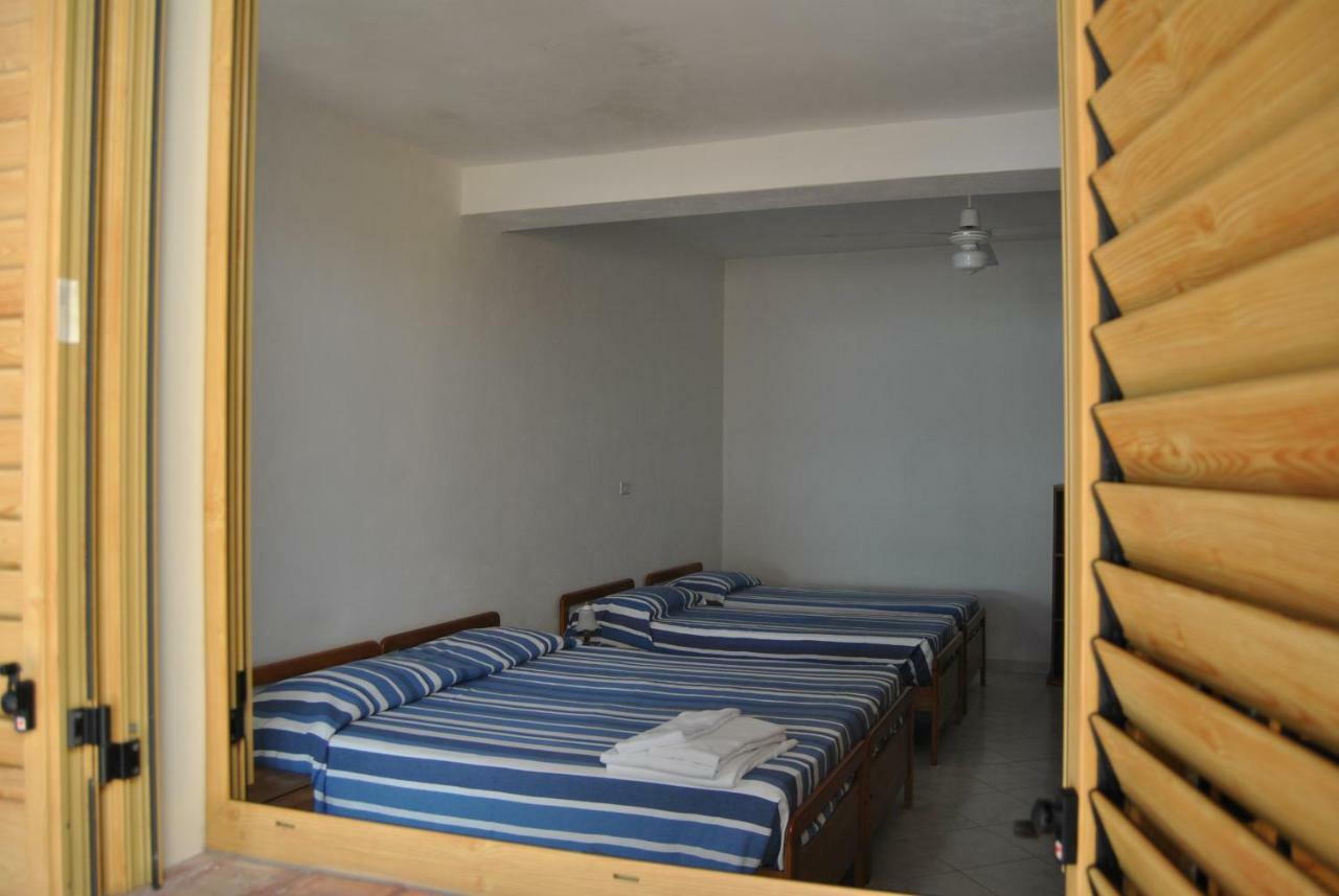 Camping B&B Gioiosa Gioiosa Marea Ngoại thất bức ảnh